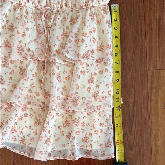 Trixxi Floral Tiered Dress - Picture 5 of 7